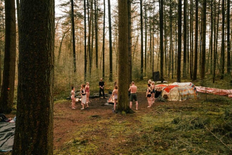 Groepsreis Winterwoods - Yurt groepsreis - Zweethut ceremonie