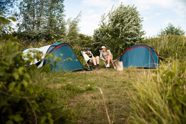 Solo reizen vs. solo groepsreizen: wat is het verschil en wat past bij jou?